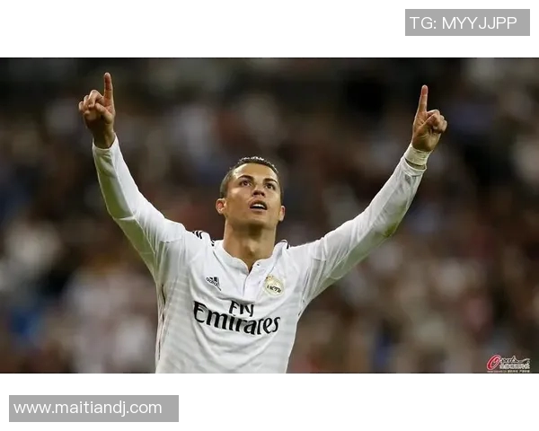 足球明星进球瞬间欢呼的精彩图片合集展现激情与荣耀